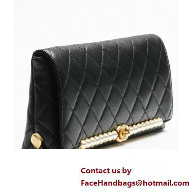 CHANEL lambskin,imitation pearls & gold-tone metal black clutch AS4455 2023